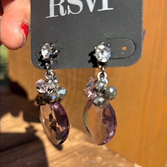 NWT RSVP Crystal Drop Gunmetal Black Earrings - Picture 4 of 5